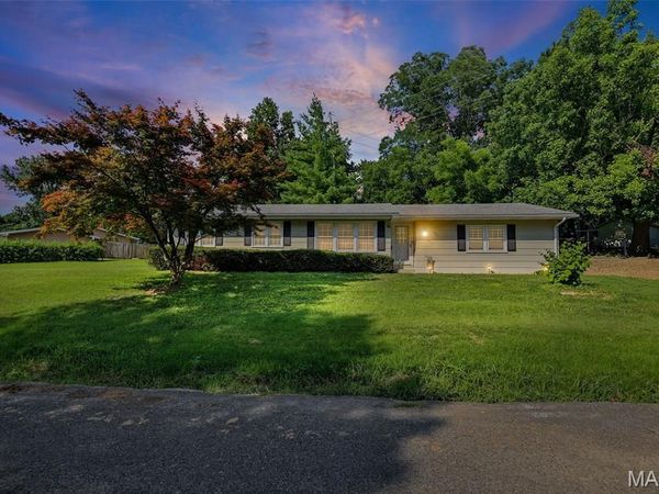 906 Hadley Street, Collinsville, IL 62234