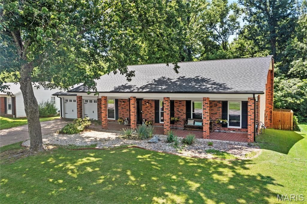 2546 Baltusrol Drive , Unincorporated, MO 63129 Main Photo