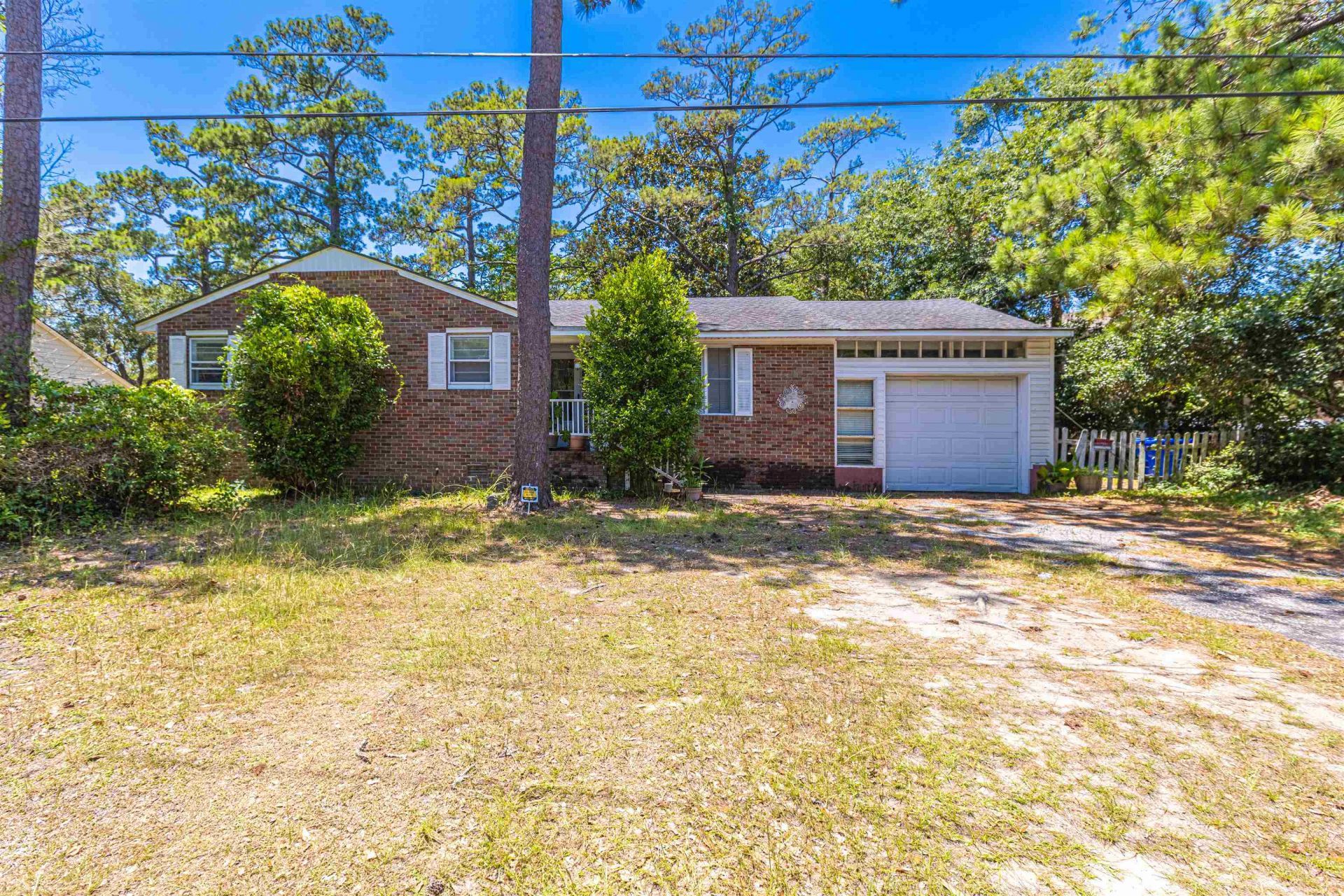 611 Collins St.  Photo 21