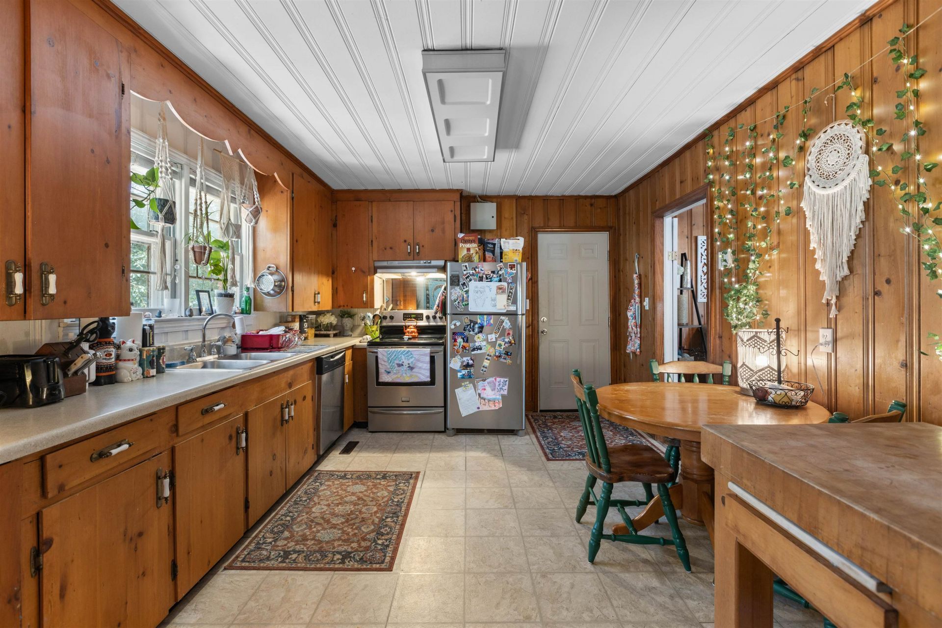 611 Collins St.  Photo 6