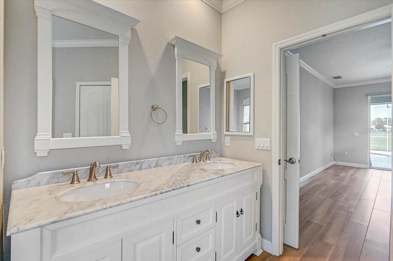 10647 Old Grove Circle , Bradenton, FL 34212 Photo