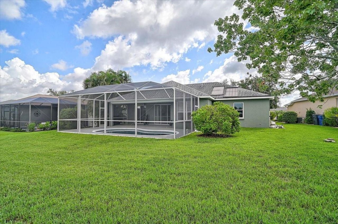 10647 Old Grove Circle , Bradenton, FL 34212 Photo