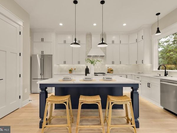 923 17TH STREET S, ARLINGTON, VA 22202