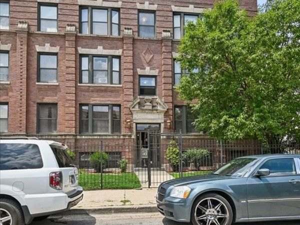 4220 S Champlain Avenue , Unit 3S, Chicago, IL 60653