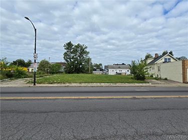 3272 Bailey Avenue, Buffalo, NY 14215