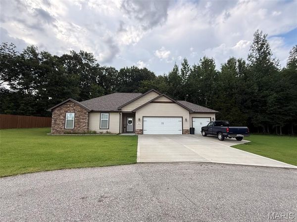 351 Wellington Drive , Poplar Bluff, MO 63901