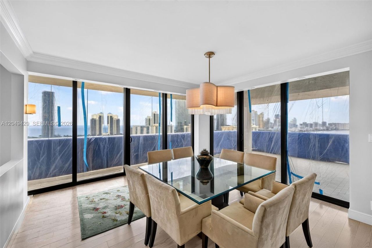19667 Turnberry Way, Unit 19K, Aventura, FL 33180 Photo