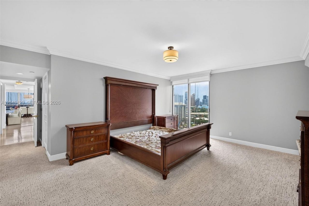 19667 Turnberry Way, Unit 19K, Aventura, FL 33180 Photo