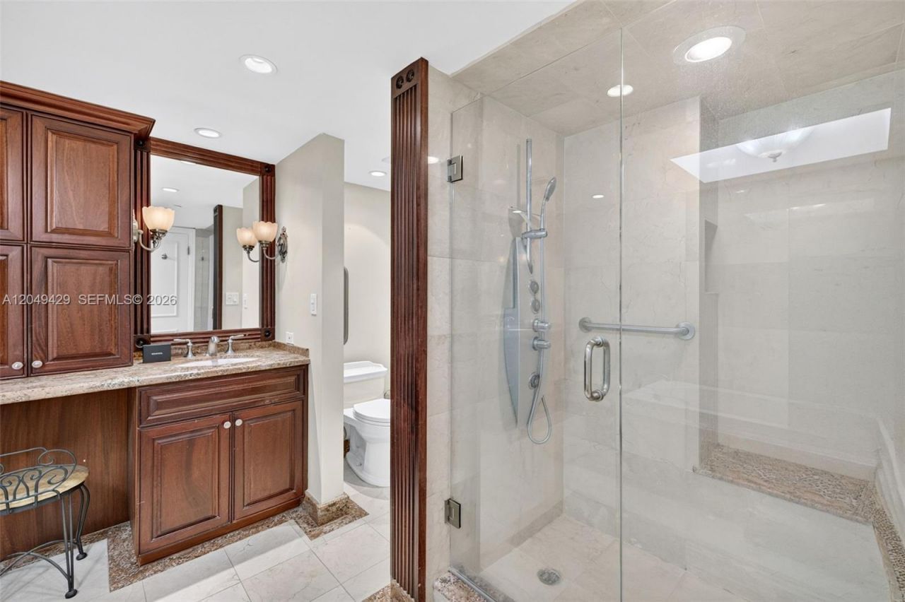 19667 Turnberry Way, Unit 19K, Aventura, FL 33180 Photo
