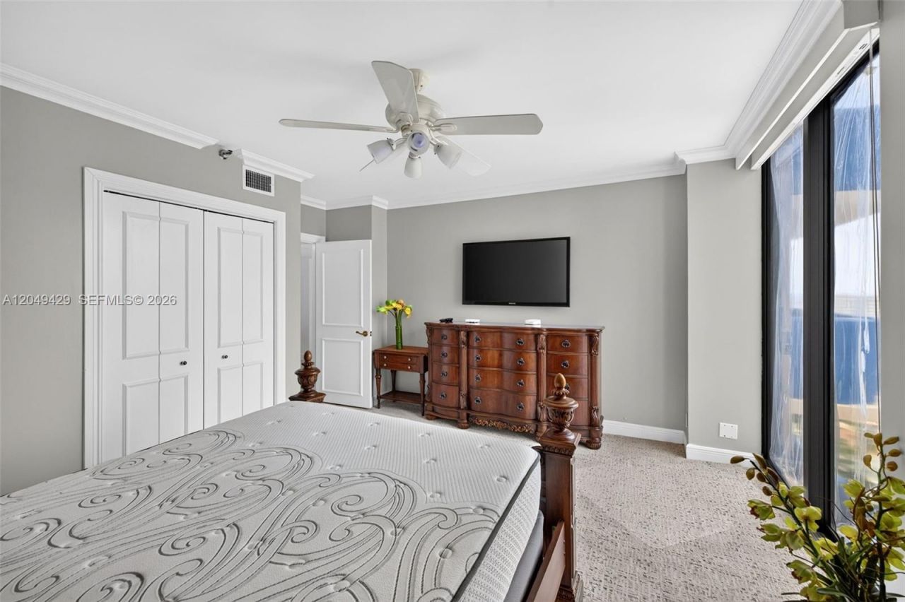 19667 Turnberry Way, Unit 19K, Aventura, FL 33180 Photo