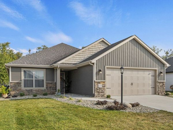 10353 Buckshire Court, New Haven, IN 46774