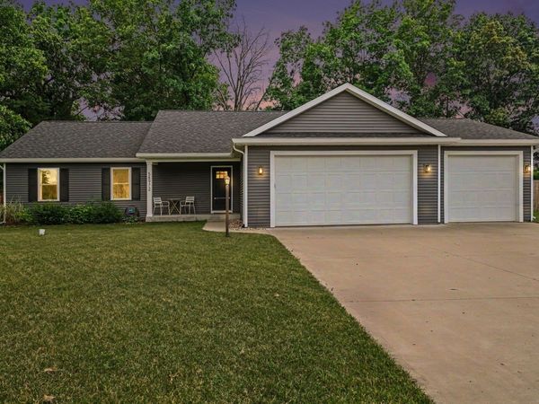 58972 Spring Creek Trail, Elkhart, IN 46516
