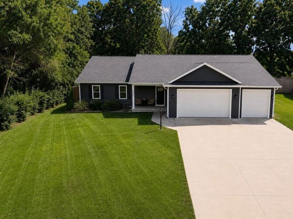 58972 Spring Creek Trail, Elkhart, IN 46516