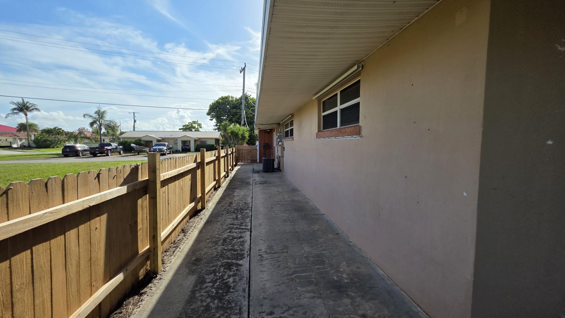 462 Hernando Street, Unit B, Fort Pierce, FL 34949 Photo