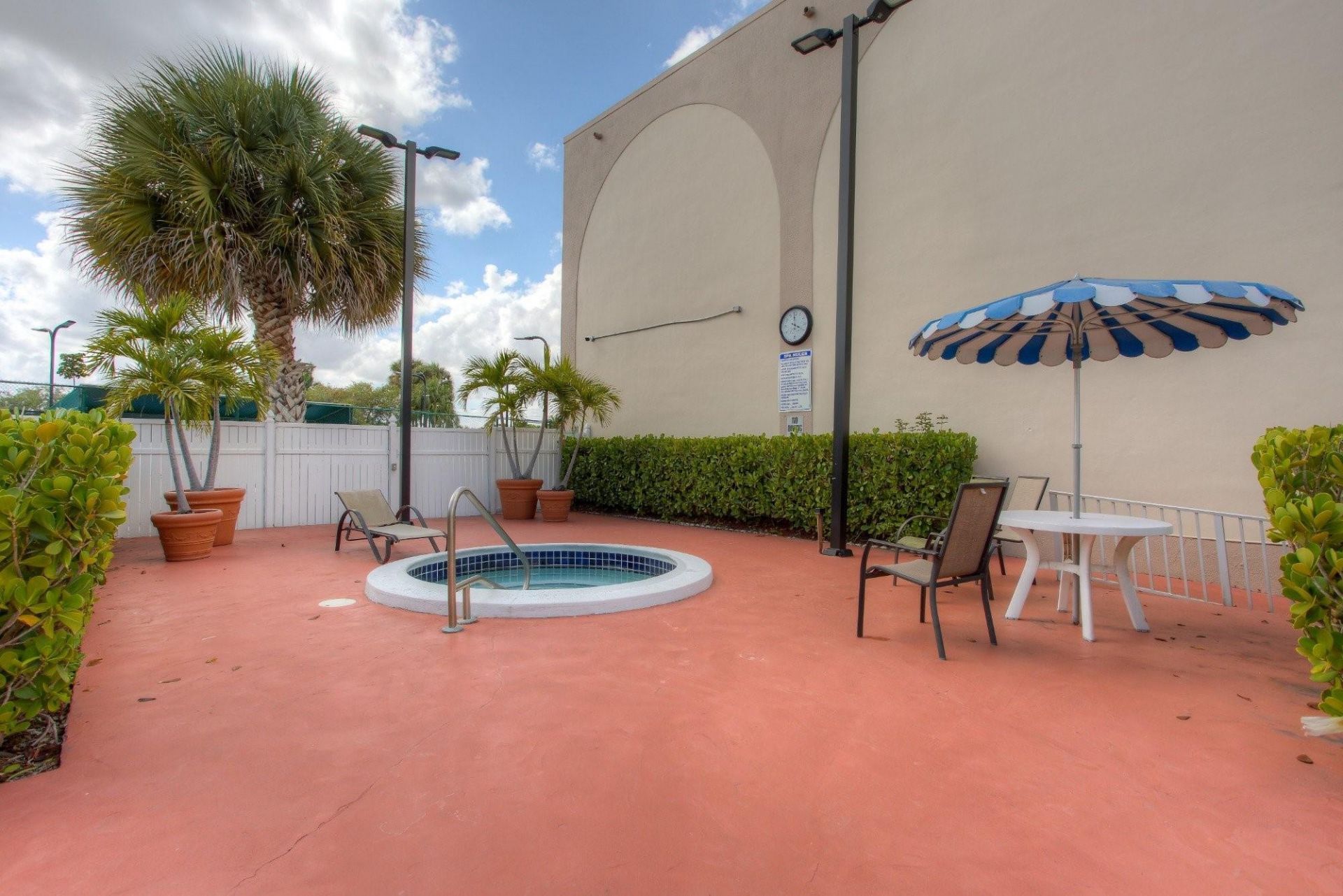 16686 Golfview Drive, Weston, FL 33326 Photo