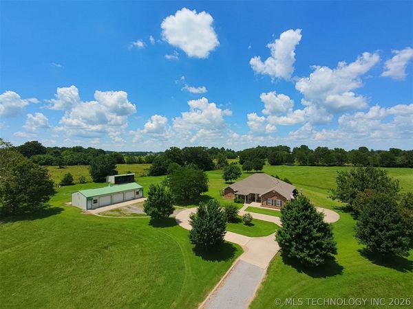 15224 W Jones Road, Tahlequah, OK 74464