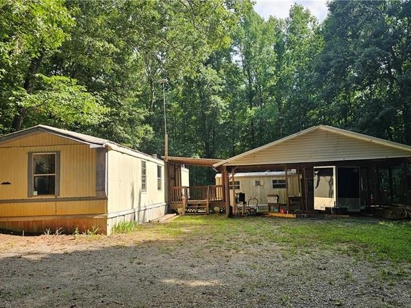 132 Windom Drive , Carrollton, GA 30116