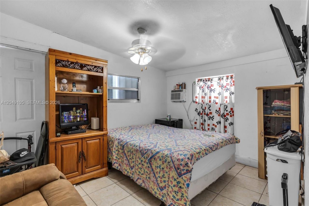 20630 NW 37th Ct , Miami Gardens, FL 33055 Photo