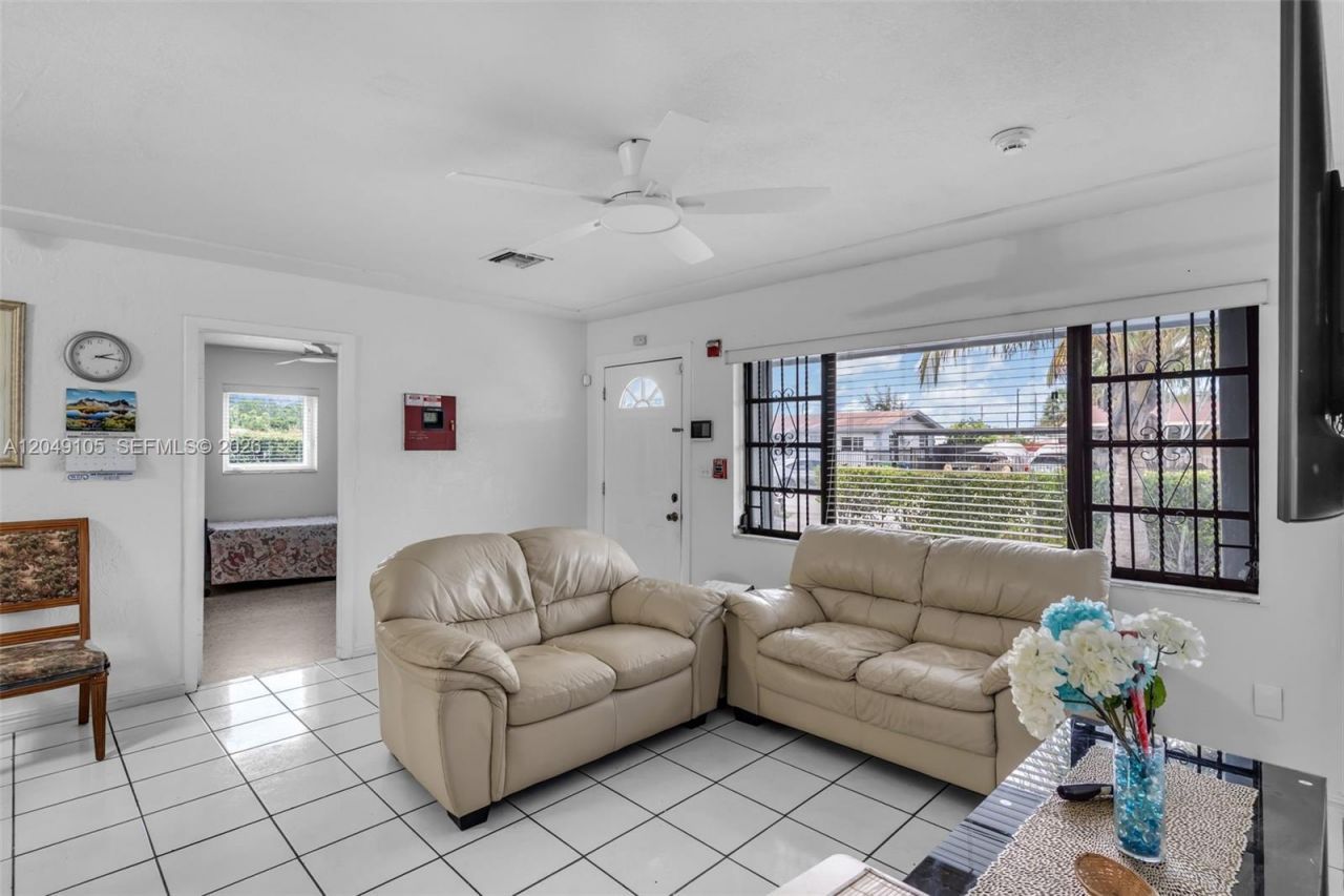 20630 NW 37th Ct , Miami Gardens, FL 33055 Photo