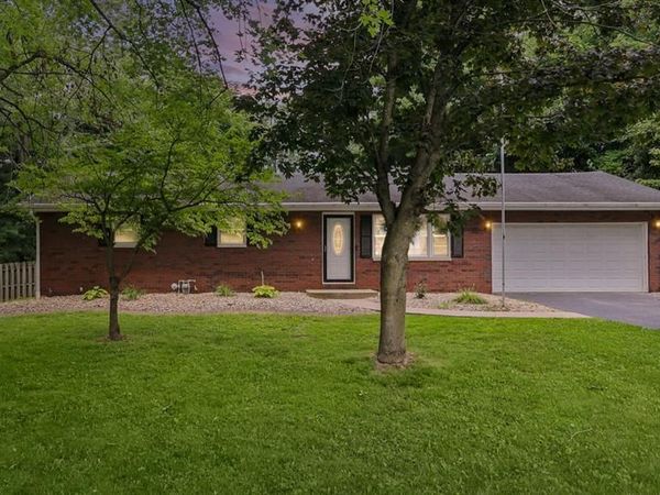 8424 Steelecrest Lane, Troy, IL 62294