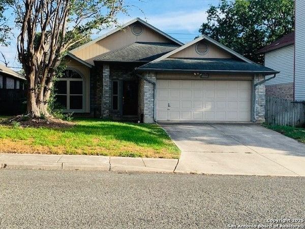 2538 Montebello, San Antonio, TX 78259
