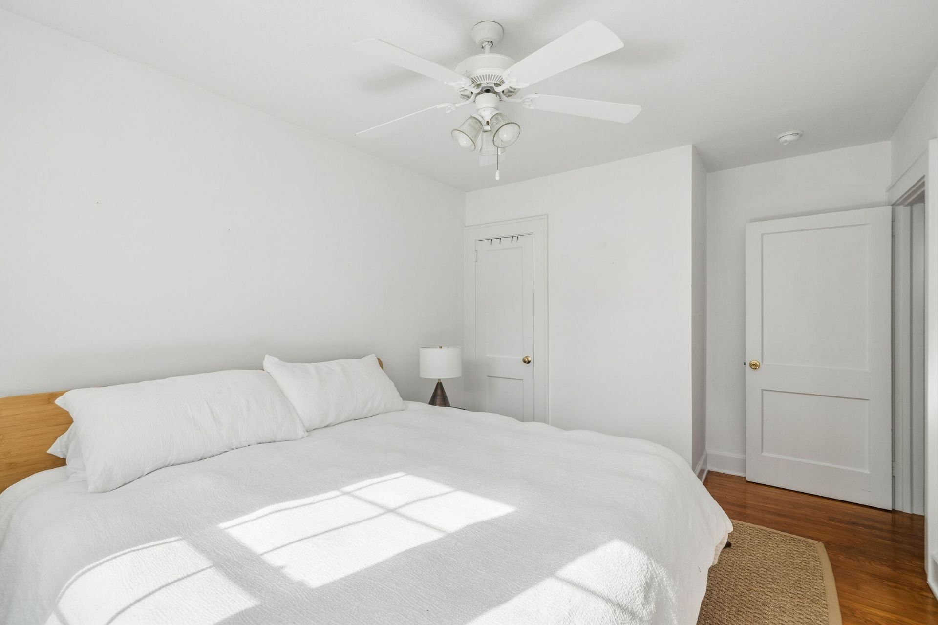 17 8th Avenue Photo 26