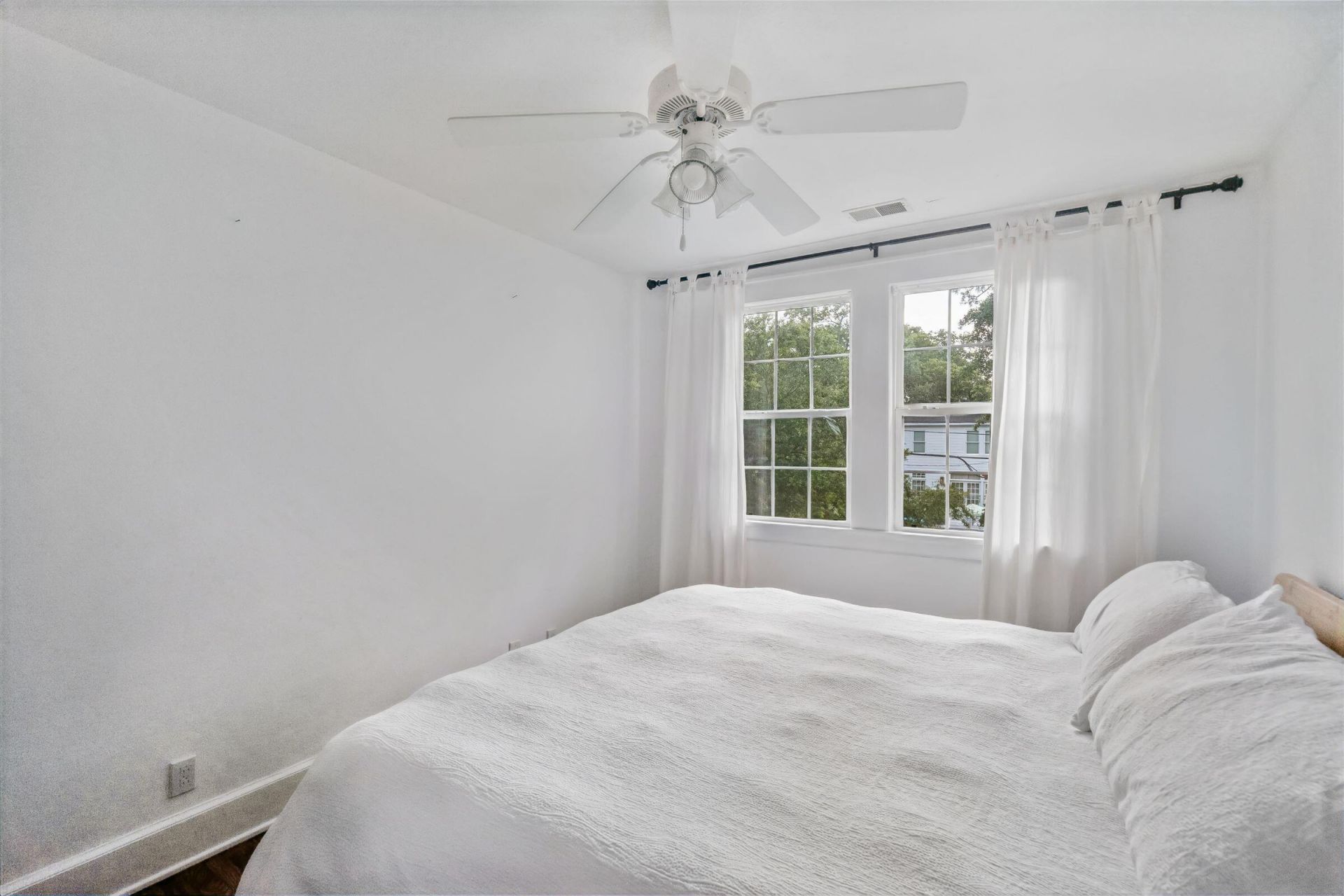 17 8th Avenue Photo 27