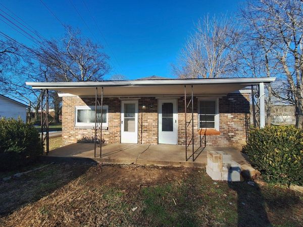 524 Childers St , Pulaski, TN 38478