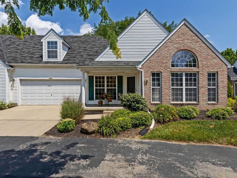 8648 Lazelle Village Drive, Lewis Center, OH 43035 Photo 1
