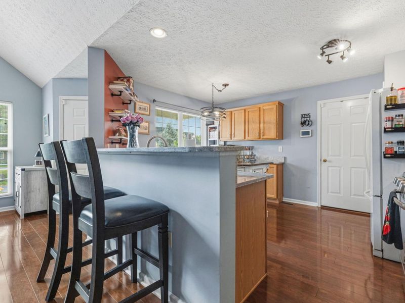 8648 Lazelle Village Drive, Lewis Center, OH 43035 Photo 17