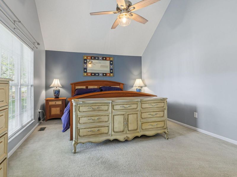 8648 Lazelle Village Drive, Lewis Center, OH 43035 Photo 29