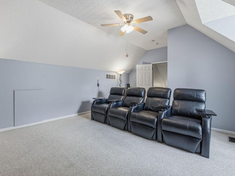 8648 Lazelle Village Drive, Lewis Center, OH 43035 Photo 41