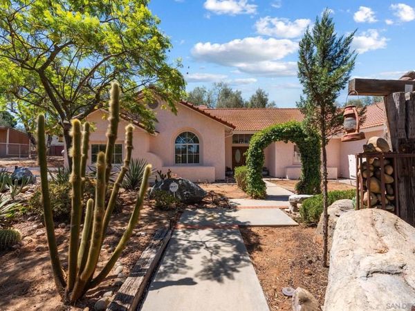 579 Alpine Trail Rd., Alpine, CA 91901