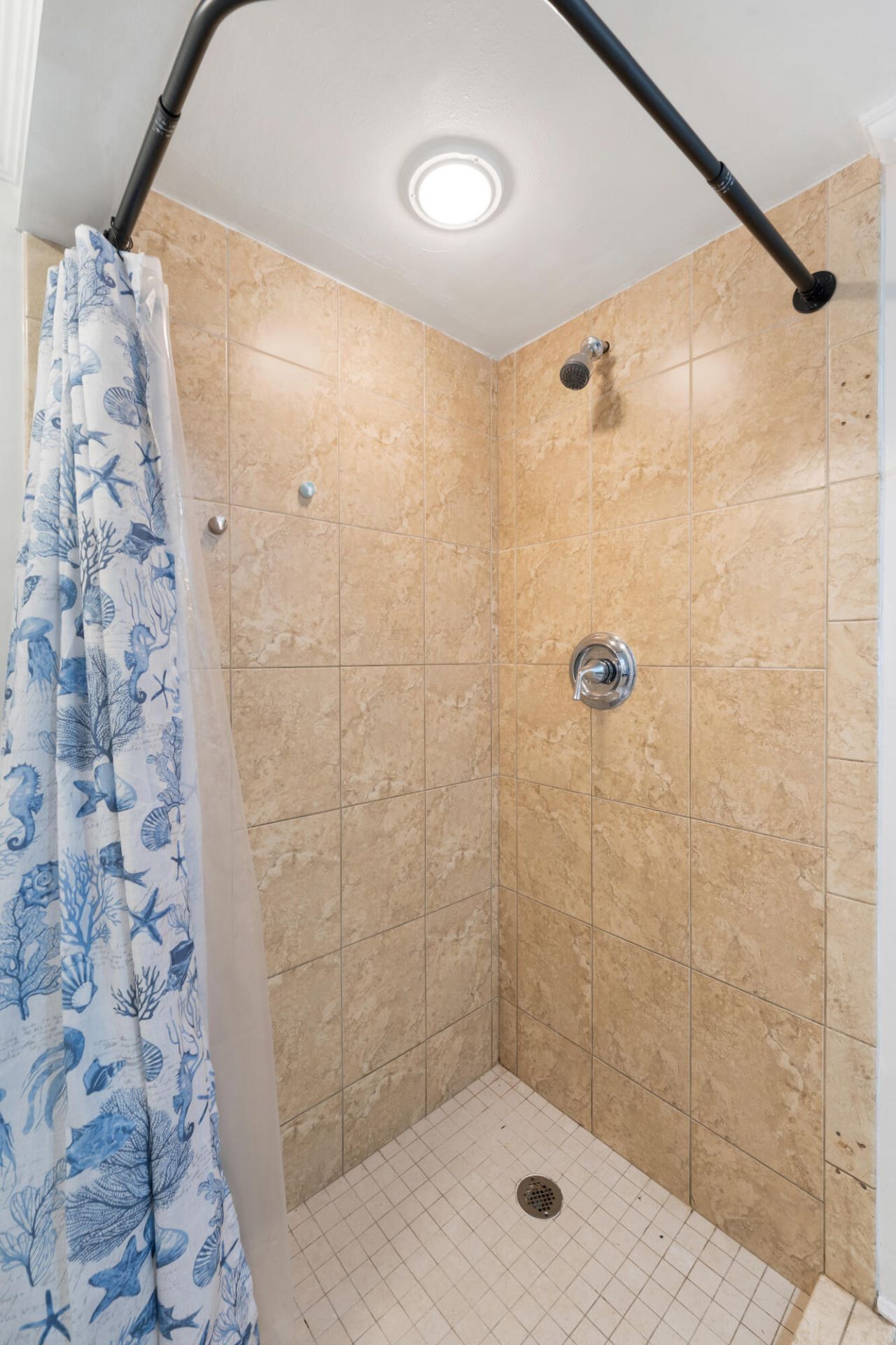 915 9th Way, West Palm Beach, FL 33407 Photo