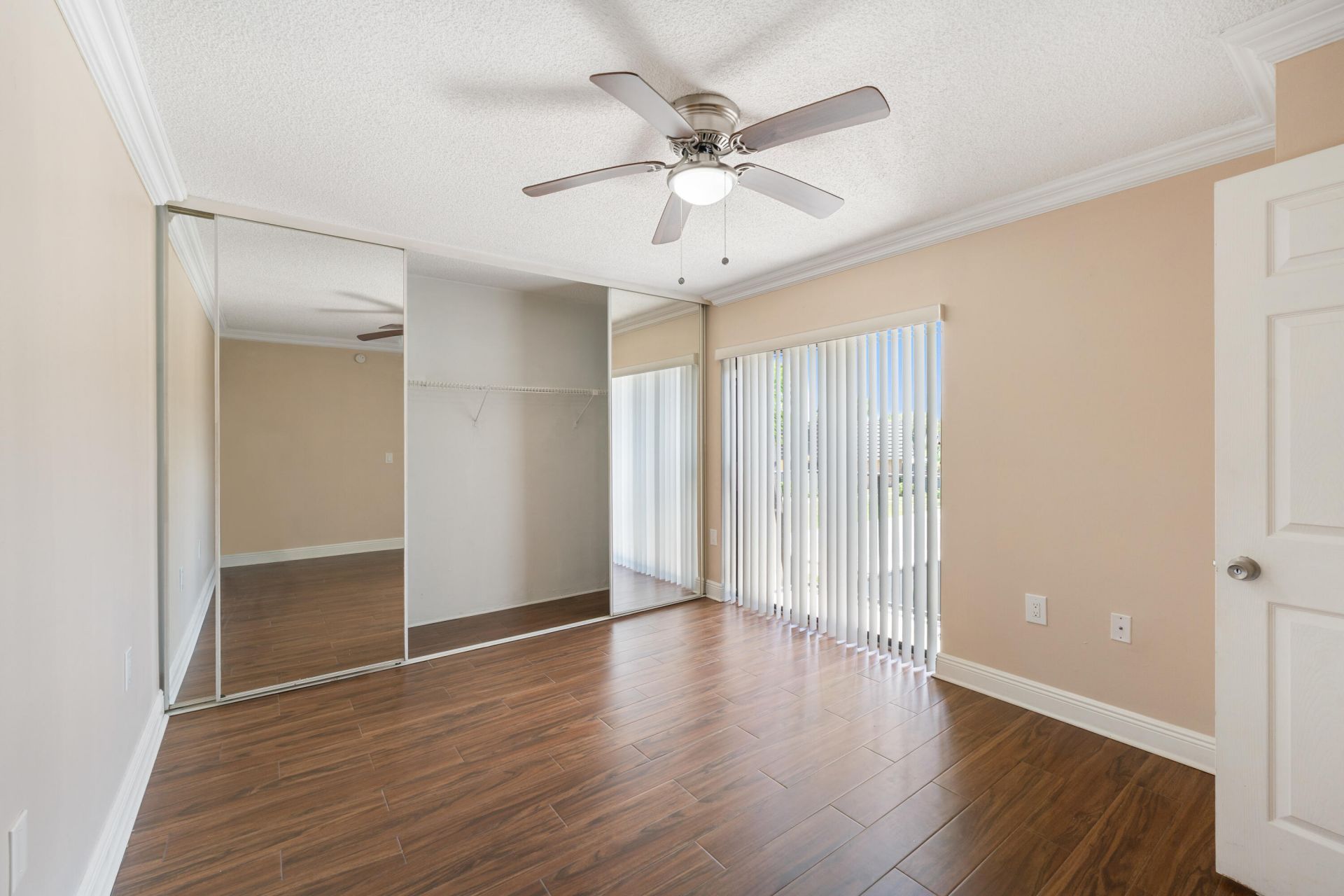 915 9th Way, West Palm Beach, FL 33407 Photo