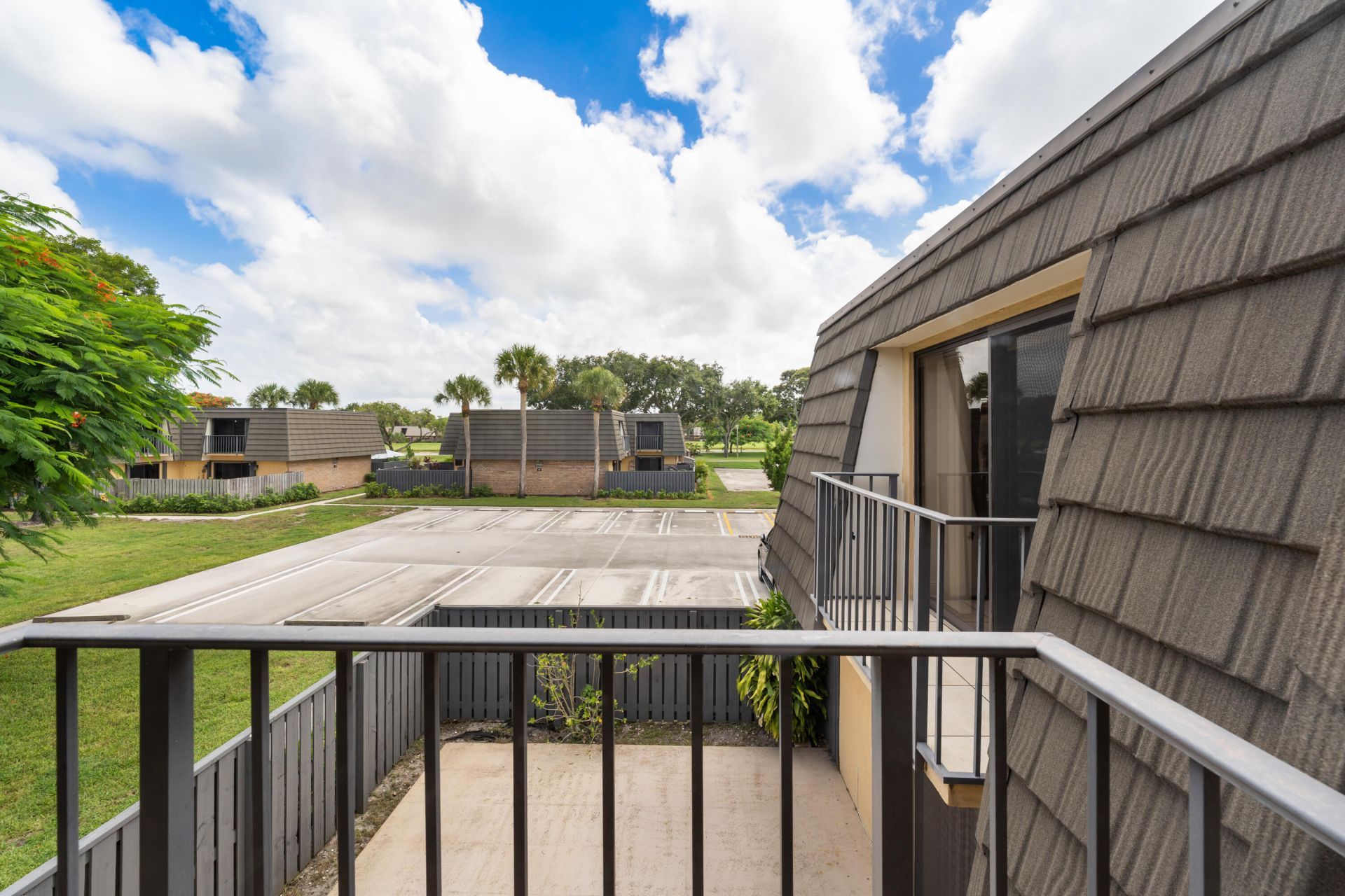 915 9th Way, West Palm Beach, FL 33407 Photo