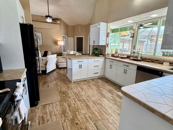 2702 SE Bishop Avenue, Port Saint Lucie, FL 34952