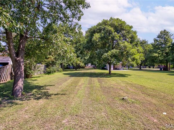 304 Lee , East Prairie, MO 64845