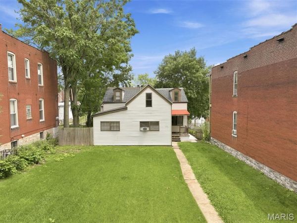 4342 S Compton Avenue , St Louis, MO 63111