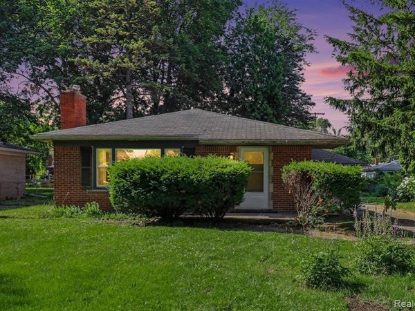 25175 W Chicago, Redford Twp, MI 48239