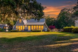 1039 Summerford Lane photo 4