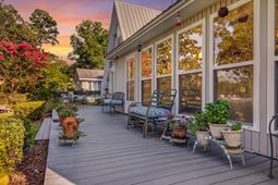 1039 Summerford Lane photo 4