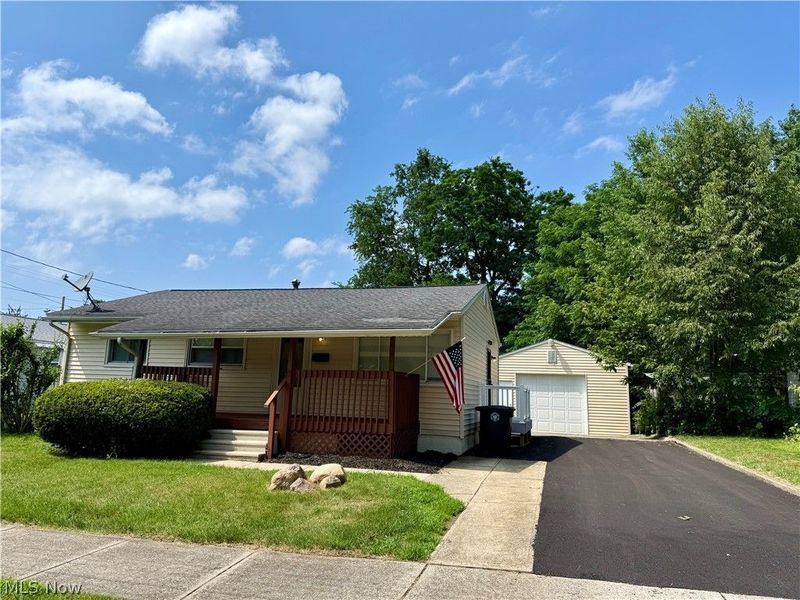 1091 Stanwood Avenue, Akron, OH 44314 Photo 1