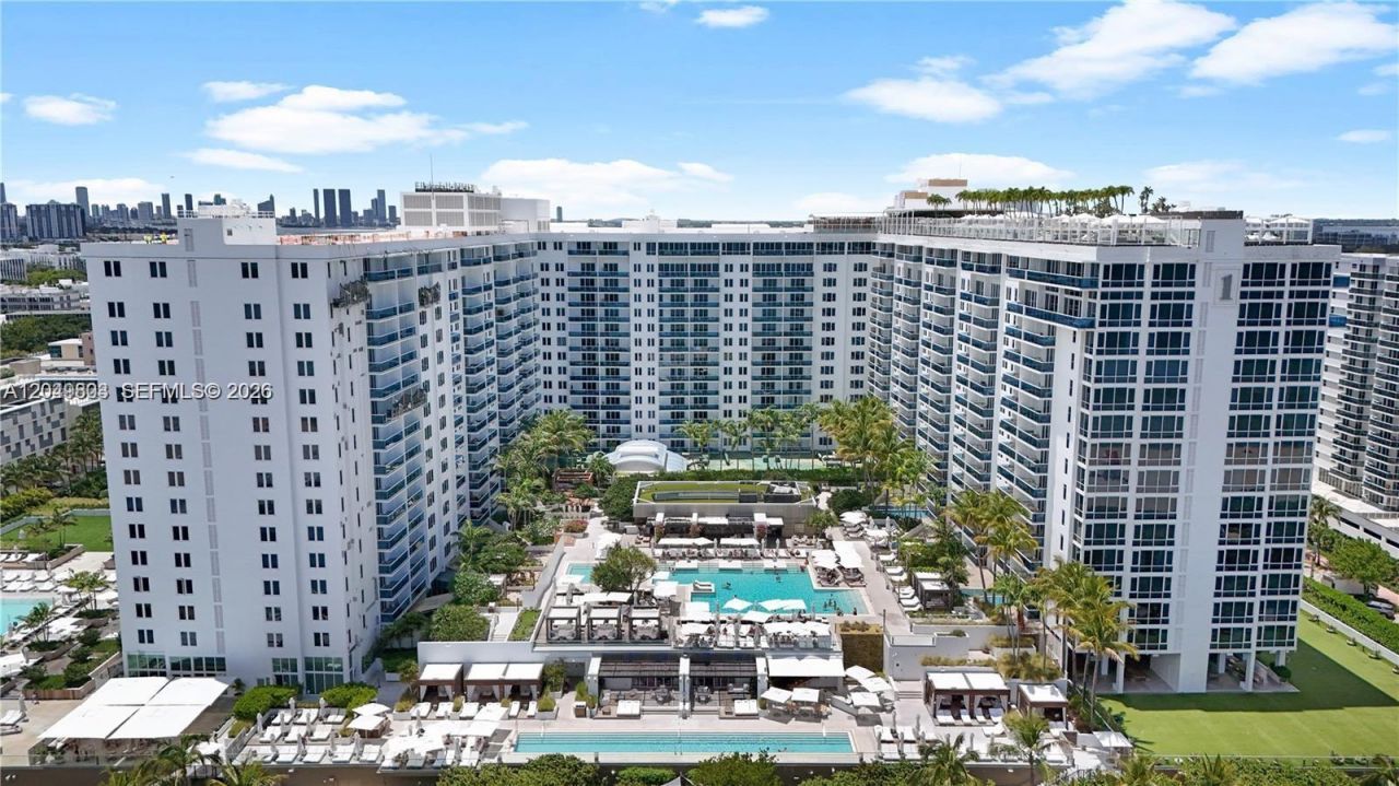 2301 Collins Ave , Unit 414, Miami Beach, FL 33139 Photo