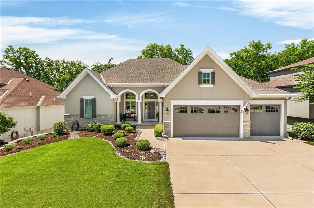 9404 NE 93rd Terrace, Kansas City, MO 64157 Main Photo