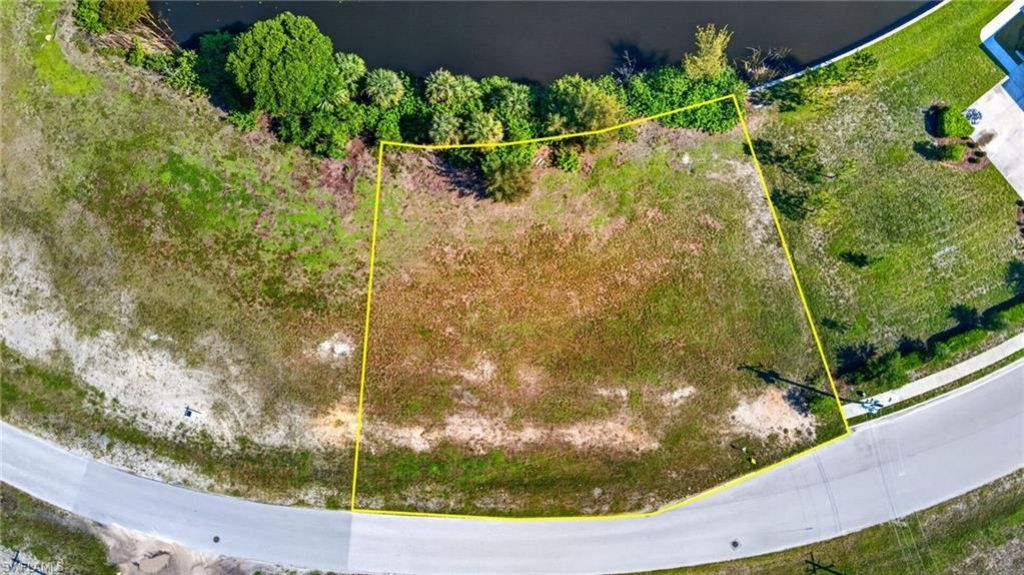 1483 SW 6th Ter, Cape Coral, FL 33991 Photo