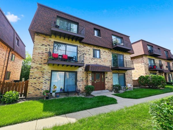 9714 Bianco Terrace , Unit D, Des Plaines, IL 60016
