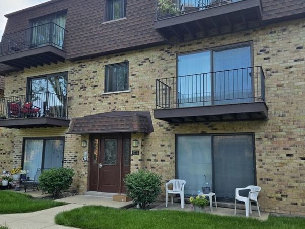9714 Bianco Terrace , Unit D, Des Plaines, IL 60016