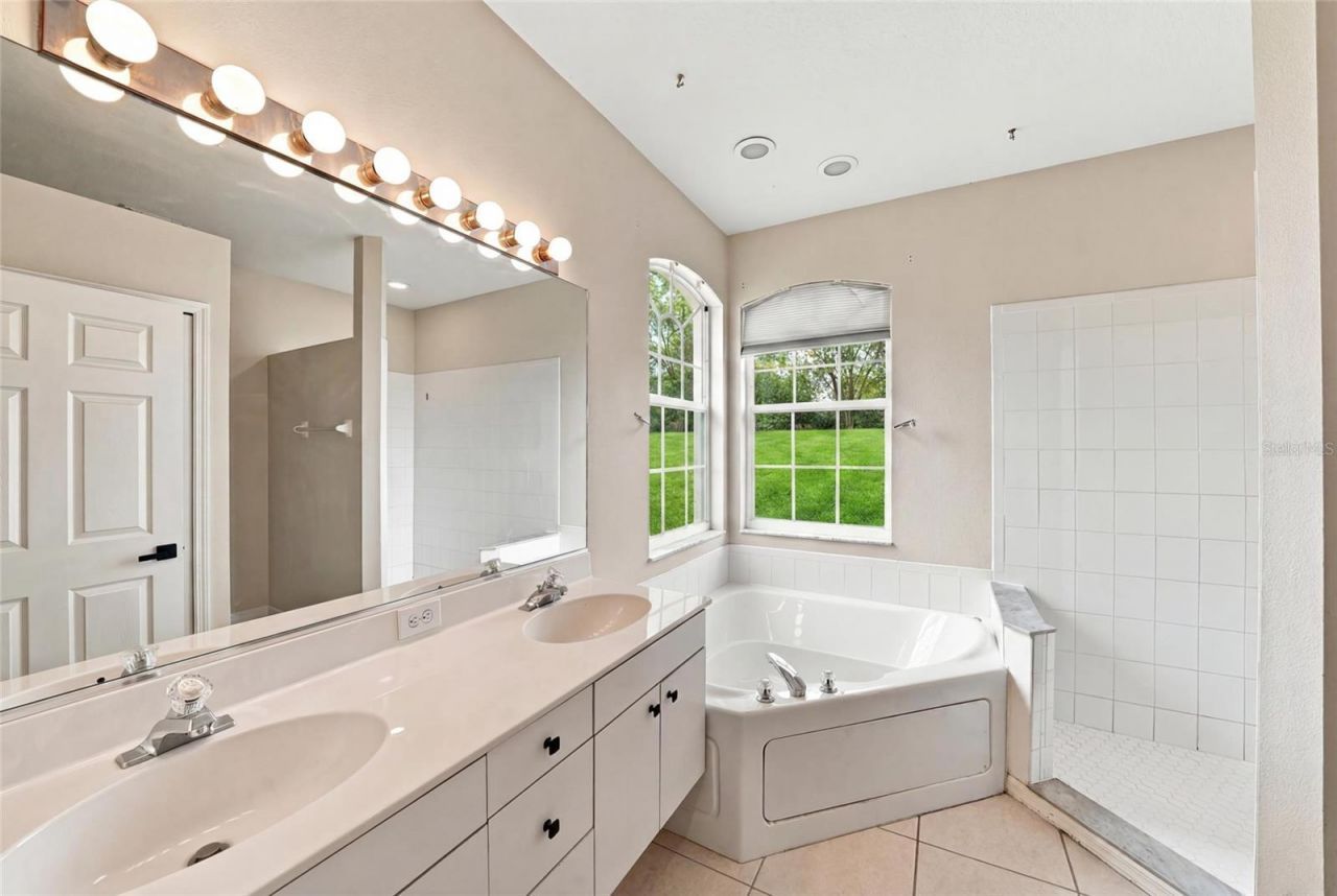 10461 Old Grove Circle, Bradenton, FL 34212 Photo