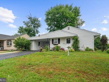 721 AUBURN ROAD, FAIRLESS HILLS, PA 19030